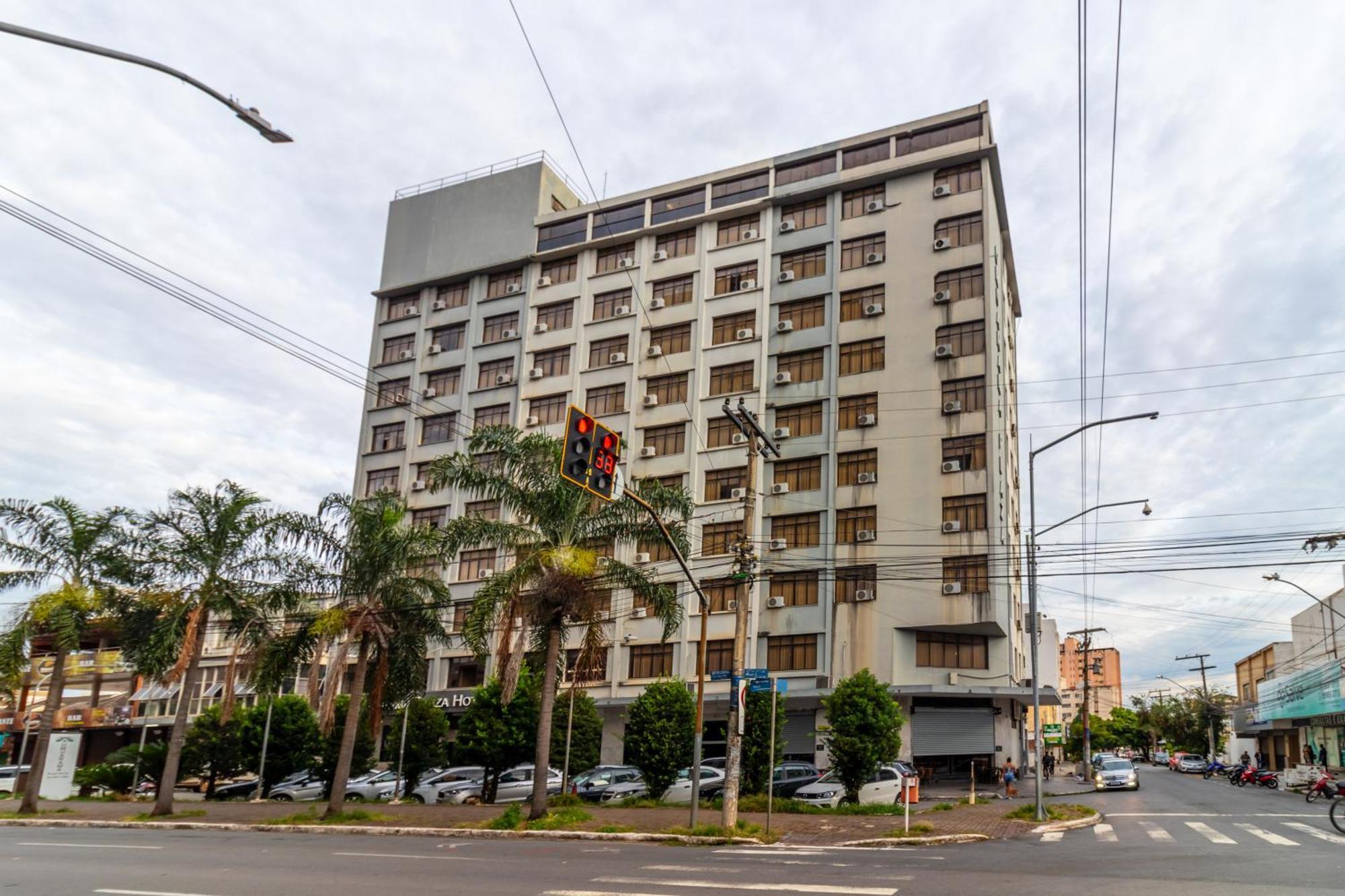 Umuarama Plaza Hotel By Castelo Itaipava Goiânia Exterior photo